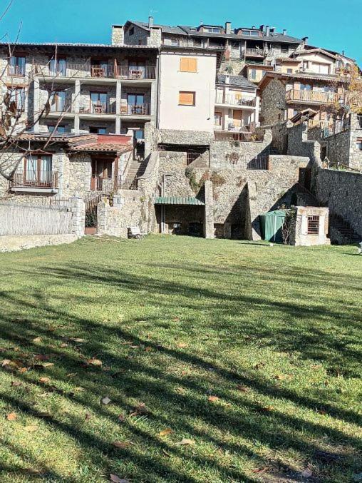 Cal Duran Apartment Белвер де Серданя Екстериор снимка